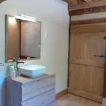 Neues Normannisches Mit Charme Kastanienbaeume By Interhome Bretteville-du-Grand Caux