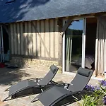 Neues Normannisches Mit Charme Kastanienbaeume By Interhome *