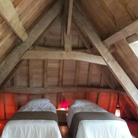 Neues Normannisches Mit Charme Kastanienbaeume By Interhome *