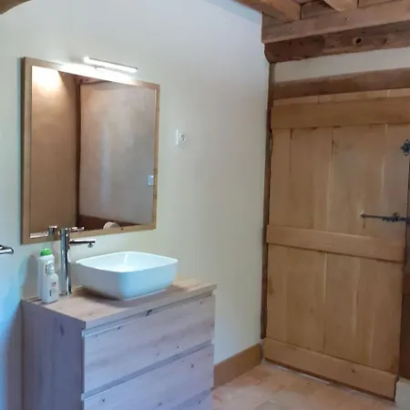 Neues Normannisches Mit Charme Kastanienbaeume By Interhome Bretteville-du-Grand Caux