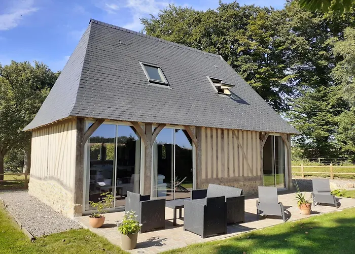 Neues Normannisches Mit Charme Kastanienbaeume By Interhome Tatil Evi