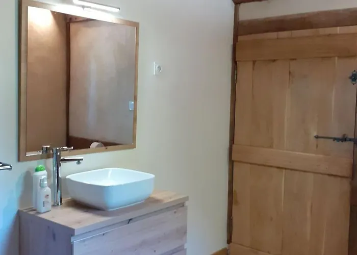 Neues Normannisches Mit Charme Kastanienbaeume By Interhome Bretteville-du-Grand Caux